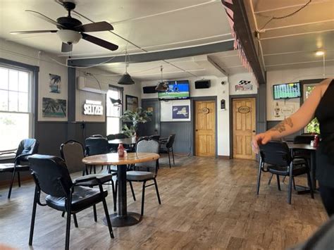 Reviews for The Cottage Inn in Copenhagen, NY .